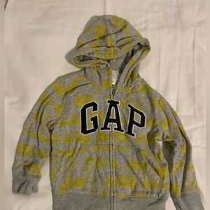 GAP LOGO Hoodie with Yellow construction trucks and tractors- Size 4t
